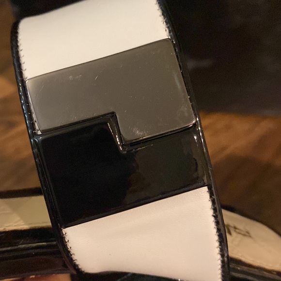 L.A.M.B. Sandra Heels - Picture 15 of 16